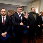 Od šatora do štakora! Podijeli pa vladaj, Andrej i TT koji rat vidjeli nisu, tjeraju nas u sukobe produbljujući traume, to su mangupi koji iskorištavaju i parazitiraju (foto: Marko Lukinić / Pixsell)