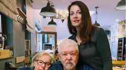 Titova unuka Saša Broz objavila idiličnu obiteljsku fotku s tatom Mišom Brozom i mamom Mirom