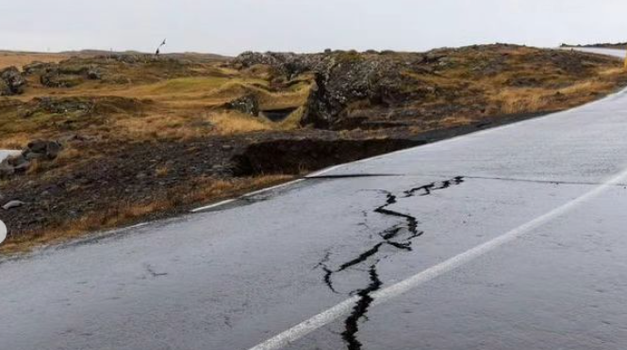 Zbog potresa je proglašeno izvanredno stanje, a stanovnici su evakuirani, slijedi li još jedna erupcija vulkana?