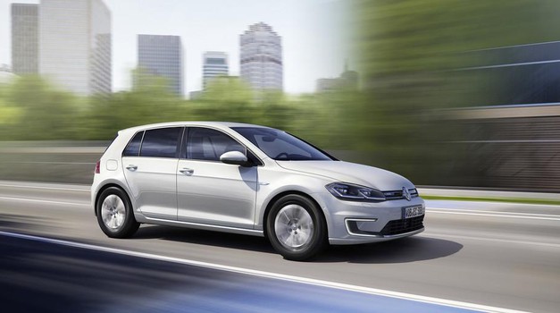 VW E-Golf najbolji je s 2,6 % "popravaka", a daleko je najlošija Tesla Model 3 koja ima iznad prosječno velik broj kvarova na kočnicama i svjetlima