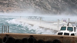 Priroda na Jadranu je poludjela, no nakon bure sad je sve kristalno čisto! Mostovi su bili zatvoreni, trajekti zaustavljeni, popularni otoci potpuno odsječeni od svijeta