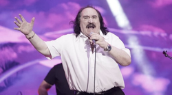 Svi pjevaju, on samo ruke diže! Mišo Kovač dobiva film! Oduševit ćete se: snima se film prema životu legendarnog Dalmatinca