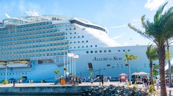 "Hodali su goli po palubi..." Veze na kruzeru su nešto posebno, zaposlenici doživljavaju svašta