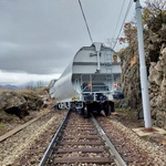 FOTO: Strašni prizori s mjesta nesreće željezničke kompozicije. Vlak iskočio iz tračnica između kolodvora Meja i Škrljevo (foto: Sindikat prometnika vlakova Hrvatske HŽ / Facebook)