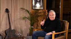 Brian Rašić bio je osobni fotograf i Davida Bowieja! 40 godina iza kulisa glazbenih zvijezda: upoznajte fotografa koji se družio sa Stonesima i rasplakao svijet uz Amy Winehouse