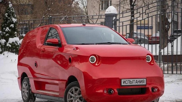 Ono kad Rusi dizajniraju auto i još ga prozovu "ubojicom Tesle"