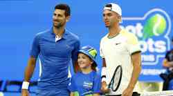 Kralj mrtav nije, al' ima nasljednika. Novak poručio da je Dino princ tenisa, Dalmatinac slamao Novaka u Australiji i osvojio njegovo i srca zaljubljenika bijelog sporta