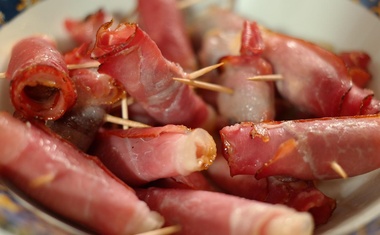 Kako najbolje očistiti jetru i tijelo? Kolesterol ne dobivamo iz jaja, pečene govedine i slanine, već iz ove hrane. "Uništava jetru", kaže liječnik