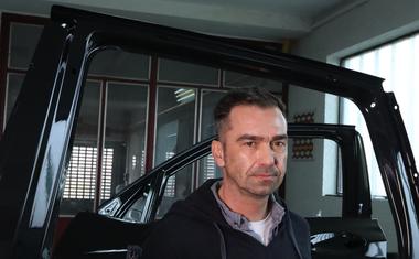 Kako nas varaju auto osiguranja, ne smiju oni određivati visinu štete, bagatelne satnice servisera, tjerati na nagodbe, sad je tome dosta! HUAS odlučio prijaviti i HANFU