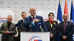 “Ja im to nikada neću oprostiti, a nadam se da im neće niti hrvatski građani. Grmoja i Karolina učinili su veliku grešku i već sad rasipaju suverenističke glasove, a bez nas neće nitko moći"