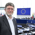 Bio prvi, u sredini, ili zadnji, uvijek je pobijedio! On je „Kralj preferencijalnih glasova!“  Od turopoljskih sela pa sve do Bruxellesa (foto: Marc Dossman / EU Parliament)
