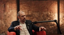 Slovenci u svim državama ex YU, jedino ne u Hrvatskoj, jer nisu ni nakon 33 godine vratili "oteti" novac HR štedišama, a spor su na međunarodnom sudu izgubili!