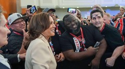 Konačno se oglasila i teško poražena demokratska kandidatkinja SAD-a: pogledajte kako je čestitala pobjedniku