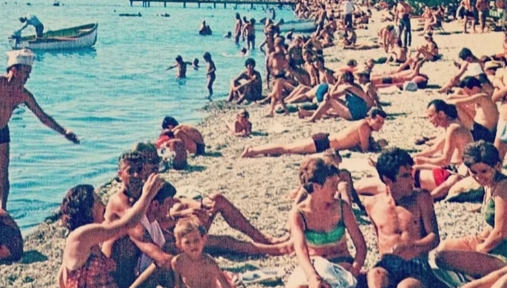Izblijedjela fotografija s plaže u bivšoj Jugoslaviji postala je pravi hit: svi su primijetili samo jednu stvar!