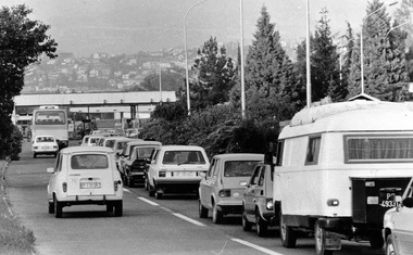 Na put se kretalo već u 4 ujutro, gumigelnek na Fići mijenjao se već u Rakovom potoku, a do Zadra se vozilo i više od 7 sati, bez klime, autocesta...