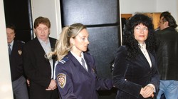 “Kako su me opljačkali Šuker, Šket, Lovrinčević i kako su brke omastili Radić, Vujnovac... i obogatili se na moj račun, kako je Pevexu blizak  general namagarčio hrvatske branitelje...