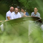 06.09.2024., Zagreb - Park Maksimir. gradonacelnik Tomislav Tomasevic i zamjenik gradonacelnika Luka Korlaet, zajedno s Nikom Dolenc, ravnateljicom Javne ustanove za upravljanje prirodnim vrijednostima Grada  Zagreba obiljezili su 230. obljetnicu Parka Maksimir i 30 godina rada Javne ustanove prigodnim govorom i voznjom u camcu. Photo: Sanjin Strukic/PIXSELL (foto: Sanjin Strukić / Pixsell)