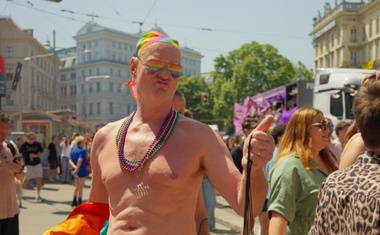 - To je ono što ne želimo kod kuće! Dječja prava moraju biti na prvom mjestu! Vienna Pride otišao je ove godine jako daleko u promicanju sloboda, sve do golotinje pred djecom