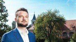 Sve je srušil načelnik Bistre! HDZ nakon 30 godina, a jedini semafor u općini nakon samo nešto više od 30 dana u gotovo 3 desetljeća staroj Toyoti!