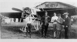 7 godina nakon braće Wright, Slavoljub Penkala, "Otac hrvatske avijacije",  sagradio je zrakoplov i to u hangaru na Črnomercu