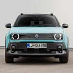 Veliki come back Malog diva! Kratak je samo na papiru, duži čak 22 cm od Renaulta 5! (foto: Renault Slovenija)