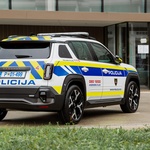 Četvorka u bojama uniforme. Ovo je novo patrolno vozilo policije (foto: Renault Slovenija)