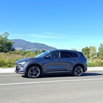 Trenutačni okretni moment od 350 Nm može povremeno zbuniti sustav kontrole proklizavanja, posebno na glatkijim ili skliskim površinama. (foto: Matjaž Korošak)