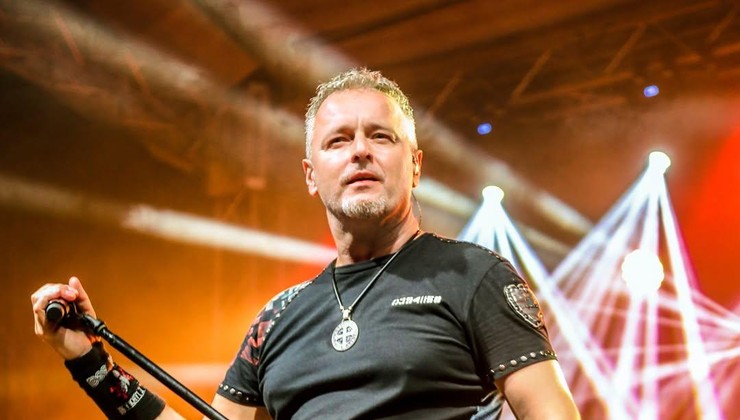 - Lavež bijesnih pasa tjera me da pjevam isto i 2025. Tomašević, sekta Možemo, SDP! i Vučić izmilili su iz mišjih rupa, složni  u proganjanju