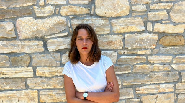 Novinarka Faktografa pošteno pijana vozila auto noću bez upaljenih svjetala, odbila test na drogu