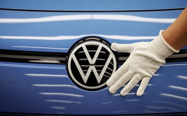 VW ukida čak 50.000 radnih mjesta, a glavni su razlog Kinezi koji sve više kupuju svoje, a sve manje EU aute!