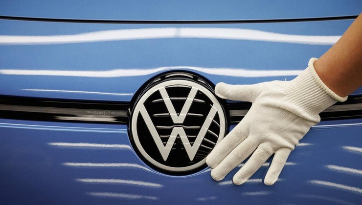 VW ukida čak 50.000 radnih mjesta, a glavni su razlog Kinezi koji sve više kupuju svoje, a sve manje EU aute!