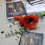 Svijet poznatih i uglednih na izložbi slavnih! Slikar i spisateljica ljubav gledaju na posve drugi način - zablude i manipulacijie nemaju mjesta u srcima - oni su ih raskrinkali, svaki na svoj način (foto: Tina Miholić/Start)