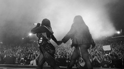 Ova poznata pjevačica, koja je oduševljavala svojom vitkom figurom, sada je meta ismijavanja zbog brojnih kilograma viška