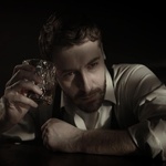 Ovo piće je kao atomska bomba za jetru: uništava je poput buldožera, pivo i vino su šegrti u usporedbi s njim. (foto: happiness/pIXABAY)