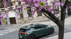 CUPRA Born 2026: novi električni adut s dometom do 631 km i 326 KS -