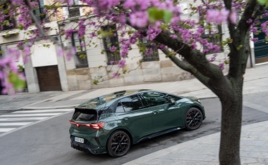 CUPRA Born 2026: novi električni adut s dometom do 631 km i 326 KS -