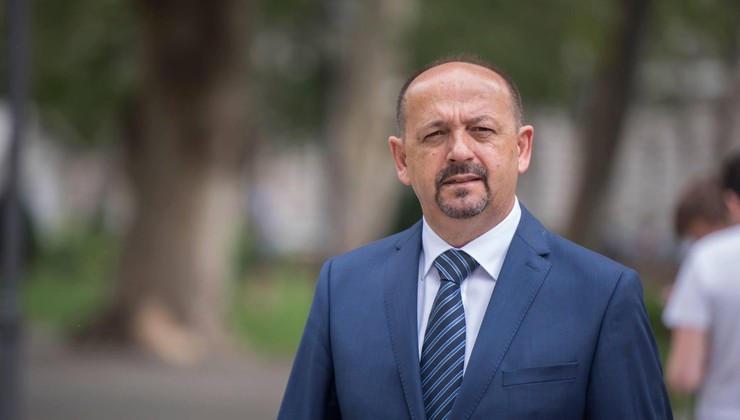 Vrhovni sud pred ispitom stoljeća: hoće li zaštititi građane ili banke? Presuda o ‘švicarcu’: 700 milijuna eura istine o hrvatskom pravosuđu