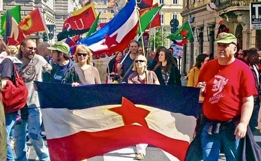 Jugonostalgičari žive i u Trstu, a ne samo u nas - Crvena petokraka poput crvene krpe usred Furlanije-Julijske krajine