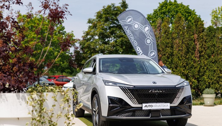 Dok Europljani muku muče, kineske tvornice pune brodove i osvajaju - novi virus stiže iz Wuhana i ime mu je Mage - SUV s Mitsubishijevim srcem od 197 konja
