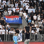 Ah te žene... Dok muški muče one se bore! U Zagrebu na ulicama, u Osijeku na tribinama! The Women With Cojones! (foto: Dragan Đukanović/Start)
