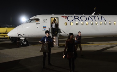Croatia završila uzlet na travnjaku Resnika. Incident na splitskom aerodromu: A220 Croatia Airlinesa i let za Frankfurt prekinut